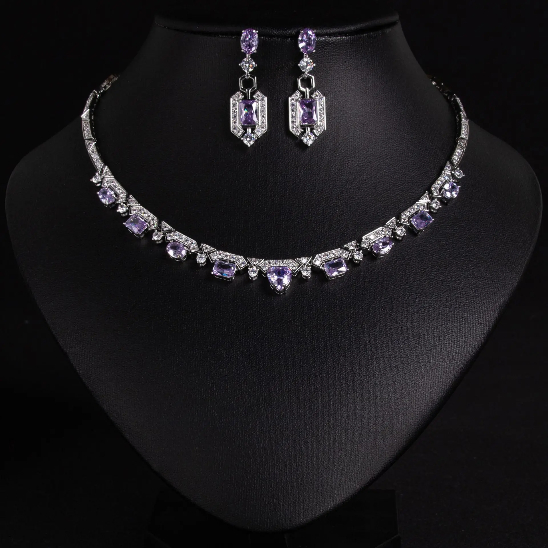 2 Pcs New Vintage Noble Jewellery Ladies Dress Accessories Necklace Earrings Set Banquet Prom Bridal Party Gift M-439