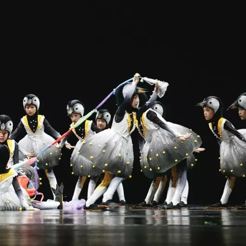 Little Penguin Adventure Children's Costumes Animal Shape Dancing Costumes New Cartoon Penguin Performance Costumes