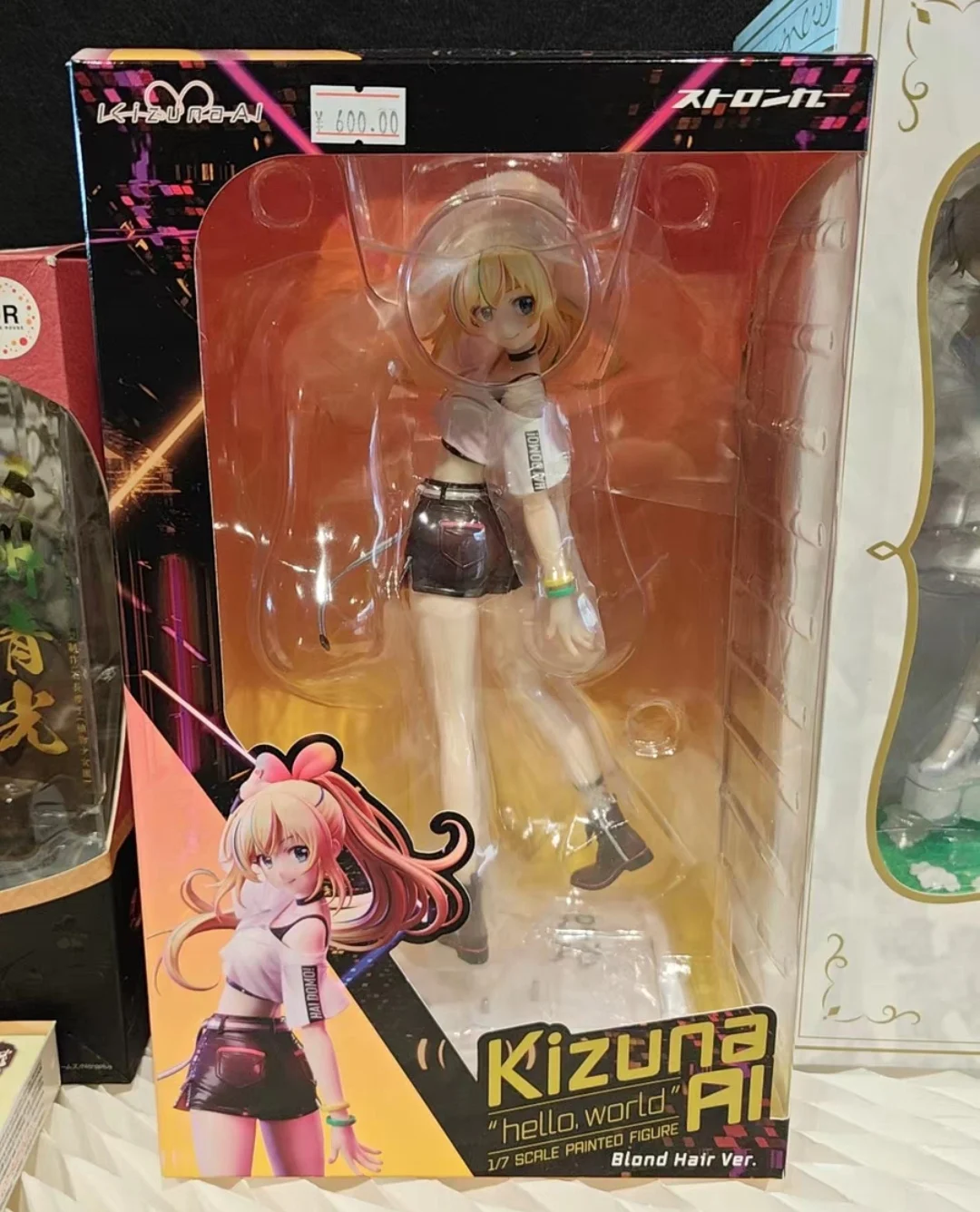 

Оригинальный новый Stronger Kizuna AI Hello World Blonde версия 1/7 масштаб ПВХ фигурка модель статуя игрушка в подарок