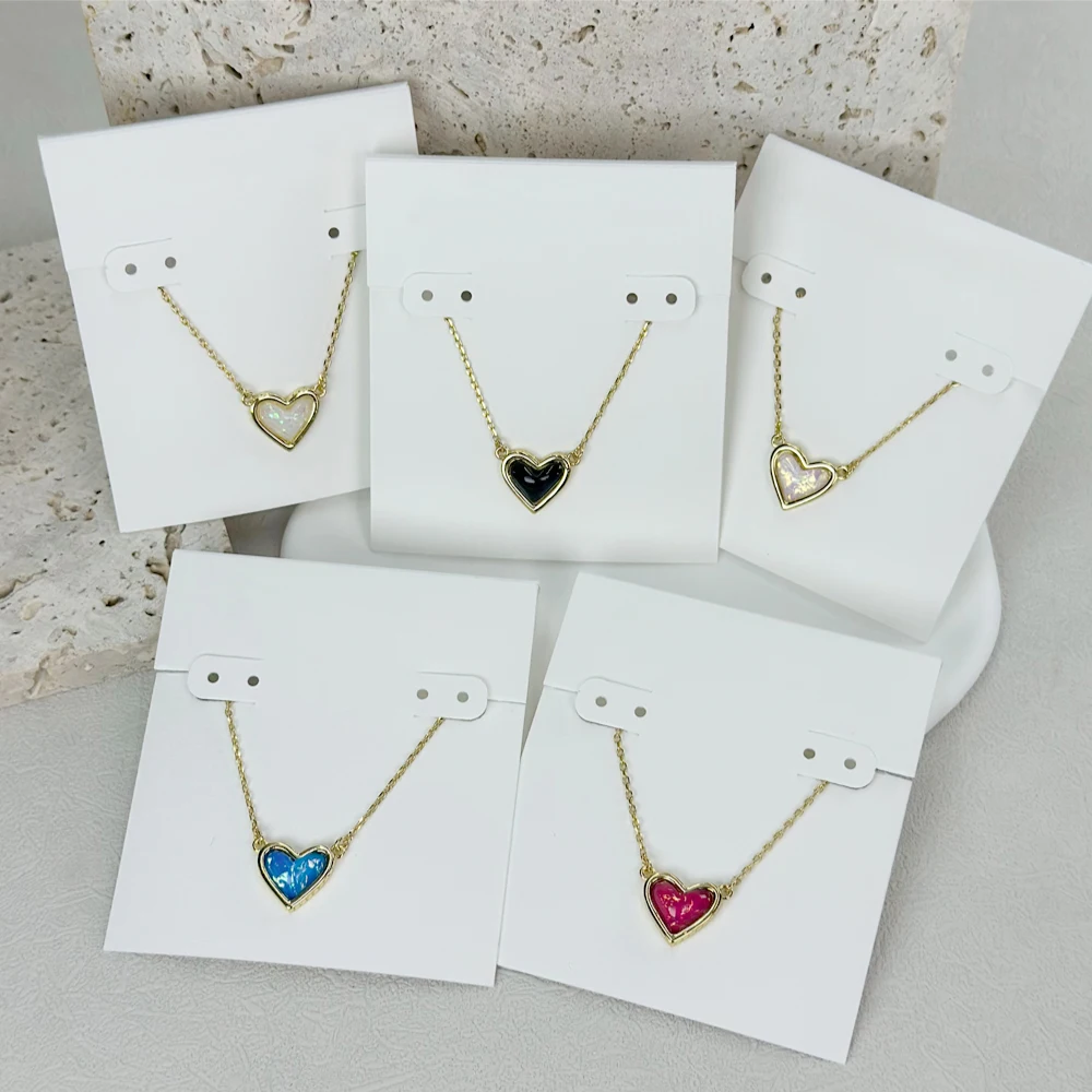 

VKVVA Fashion Jewelry Framed Ari Heart Short Pendant Necklace for Lover Women Party Gifts, Five Color Optional