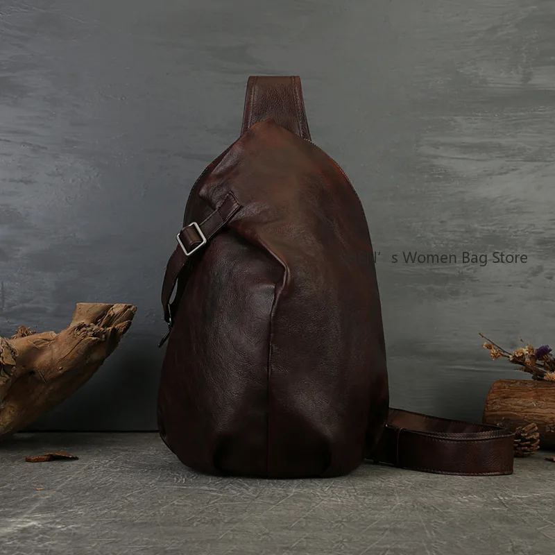 

Vintage Leather Chest Bag for Men and Women, Handmade with Layers of Cowhide, High-end Crossbody Bag