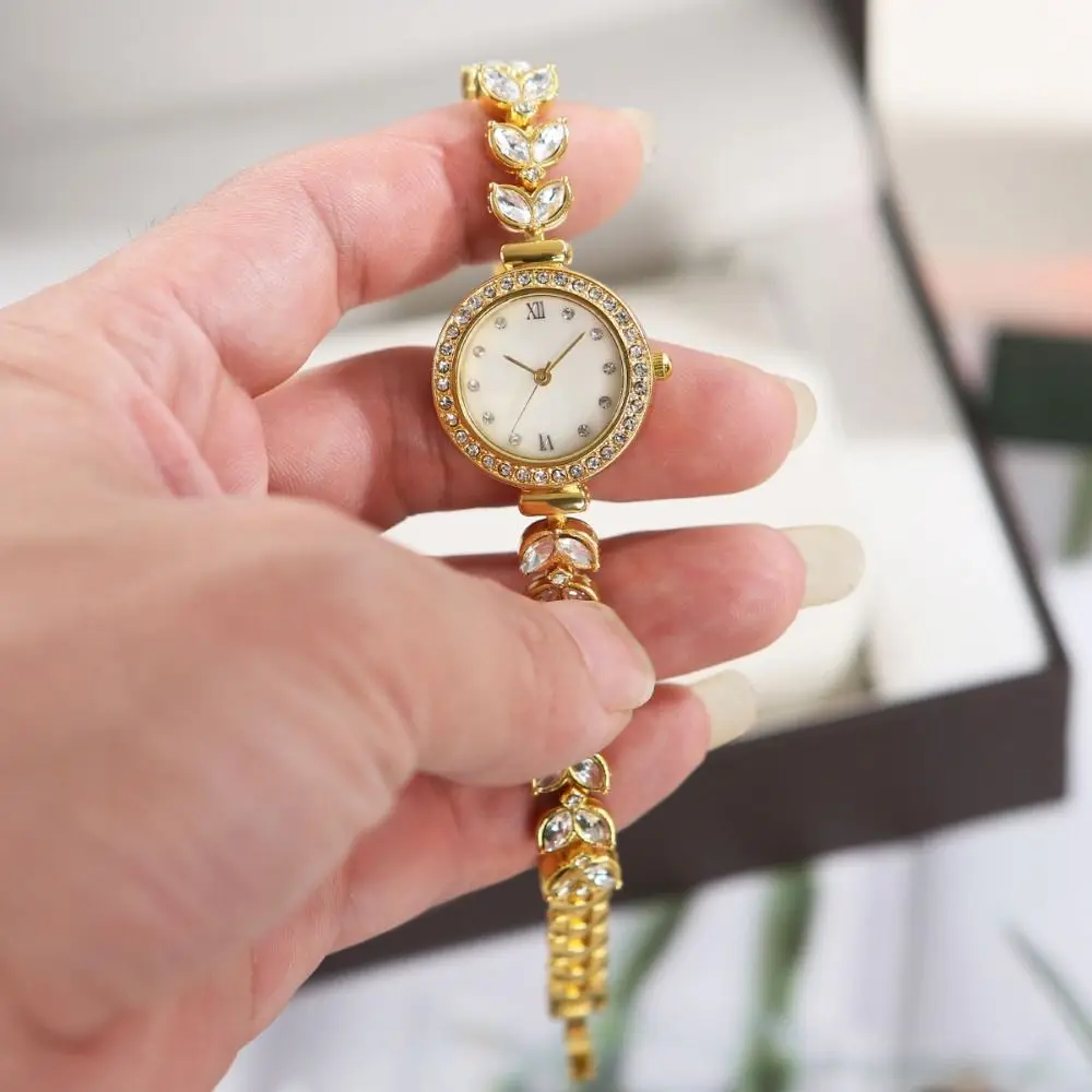 Модные кварцевые часы из нержавеющей стали, кварцевые женские наручные часы со складной пряжкой, простые женские часы-русалка со стразами