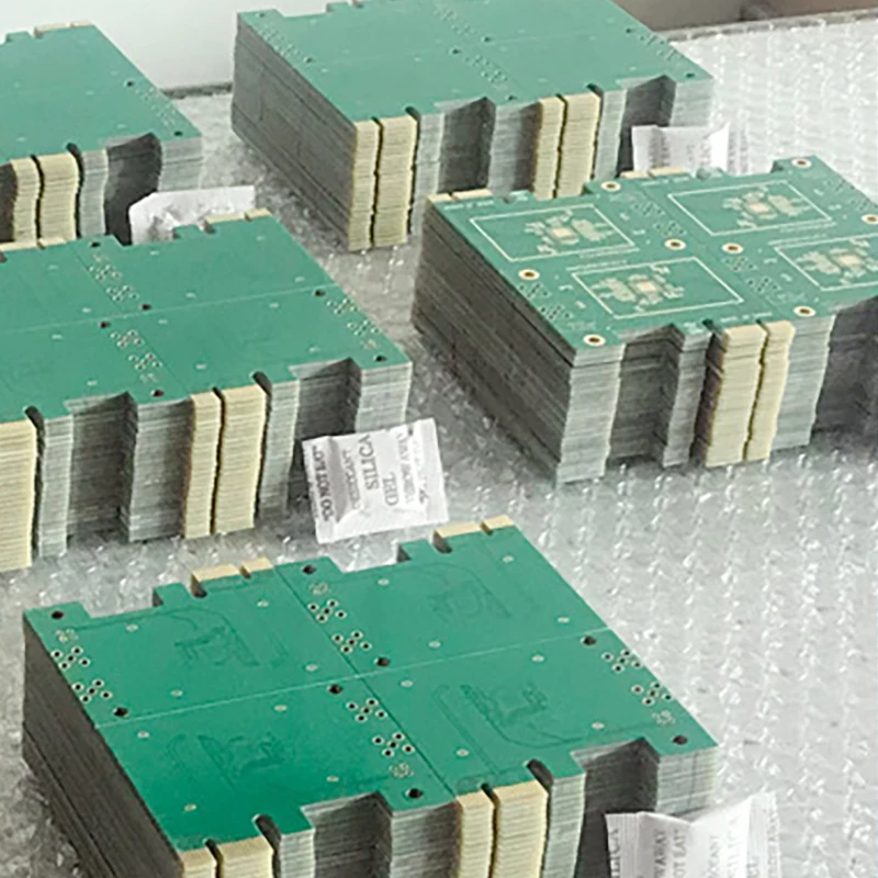 PCB circuit board production, urgent production of PCB circuit board, single and double-layer FR-4 fiberglass board