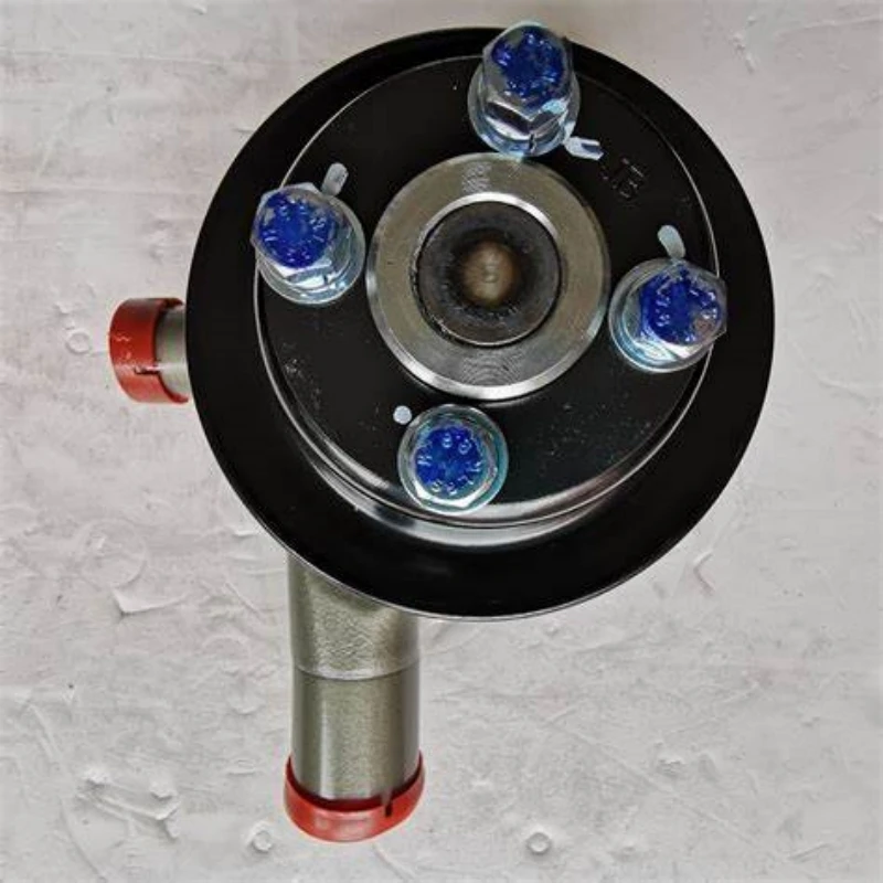 30 Loader Parts Yuchai 6108G Diesel Engine Water Pump 630-1307010C Fast Delivery