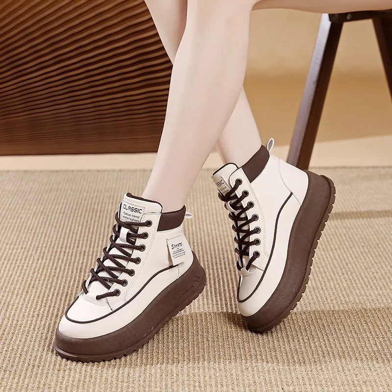 

The 2025 new fashion trend, versatile British style, retro and versatile sneakers, high-top women's ankle boots