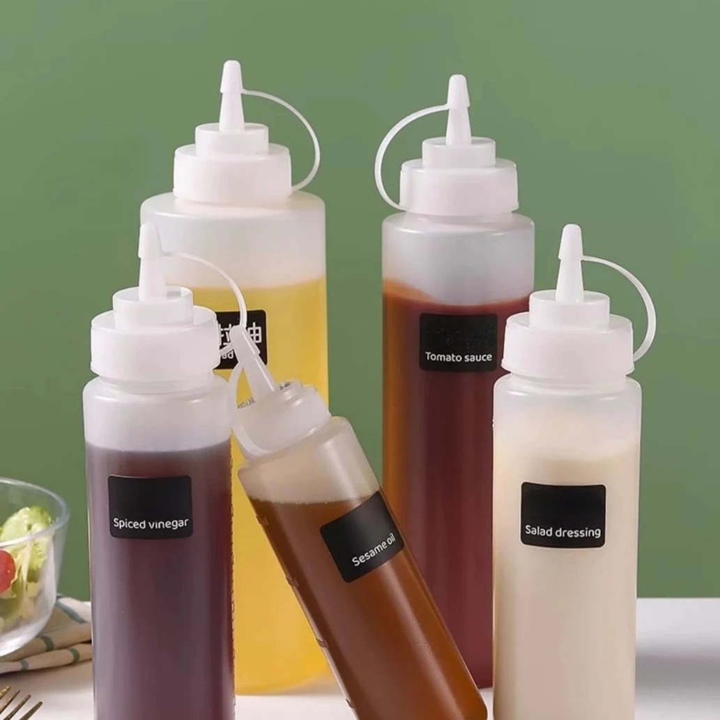 

240/360/450/500/680ml Squeeze Condiment Bottles with On Cap Lids Ketchup Mustard Sauces Olive Oil Bottles Kitchen Accessories