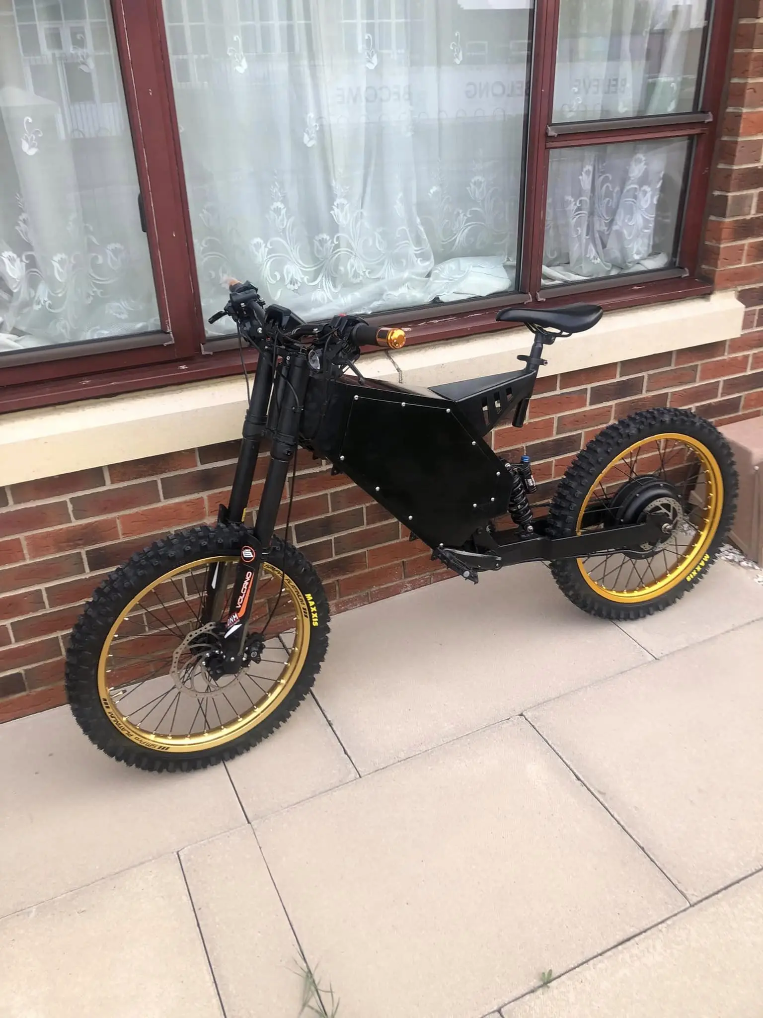 K5 China Supplier 72v Electric Bike CS20 Ebike Stealth Bomber Electric Bike Black or White Fast Electric Dirt Bike