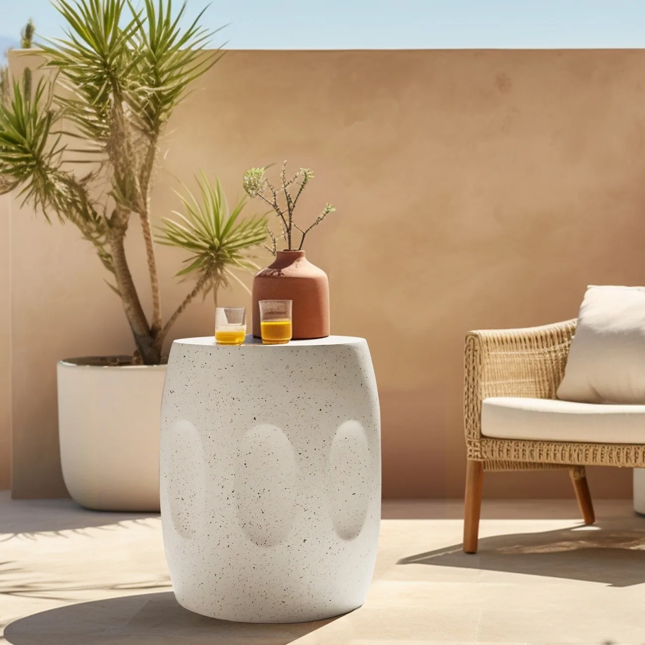 

Легкий круглый бетонный приставной столик для улицы и дома, для патио и гостиной