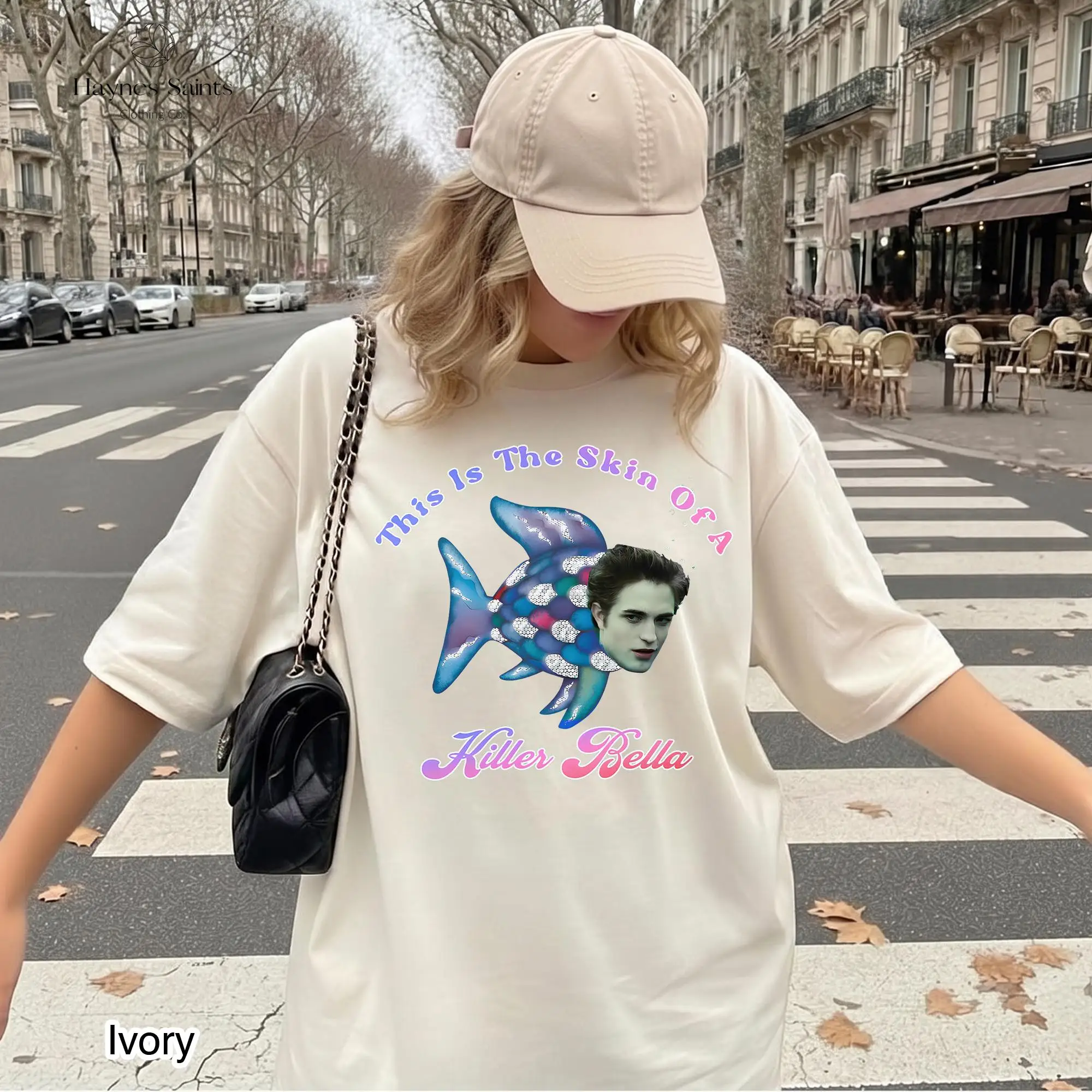 Das ist das T-Shirt „Skin of a Killer Bella“, ein lustiges T-Shirt mit einem Vampir-Fisch-Motiv, ein Retro-T-Shirt mit einem Design, das von Filmen inspiriert ist – ein ideales Geschenk. – Detail 4