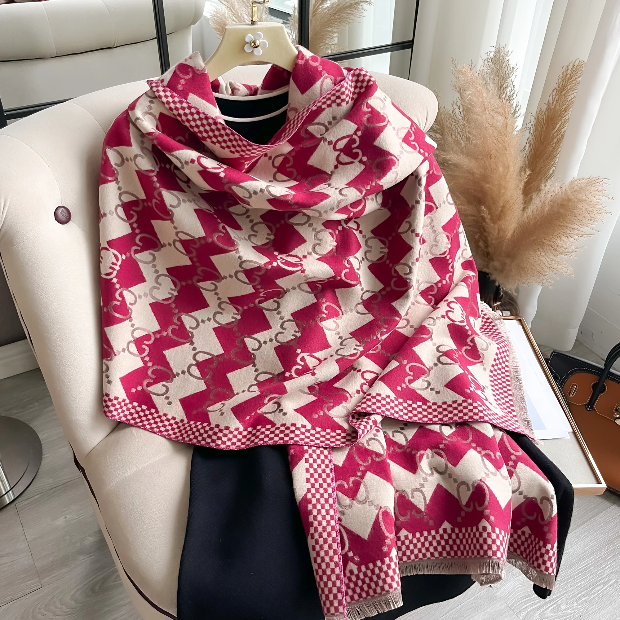 Eleganter Damen-Pashmina mit Wellenmuster, Herbst-Winter, dicke Wärme, doppelseitige Quaste, der Schal, kältebeständig, winddicht, Deckenschal