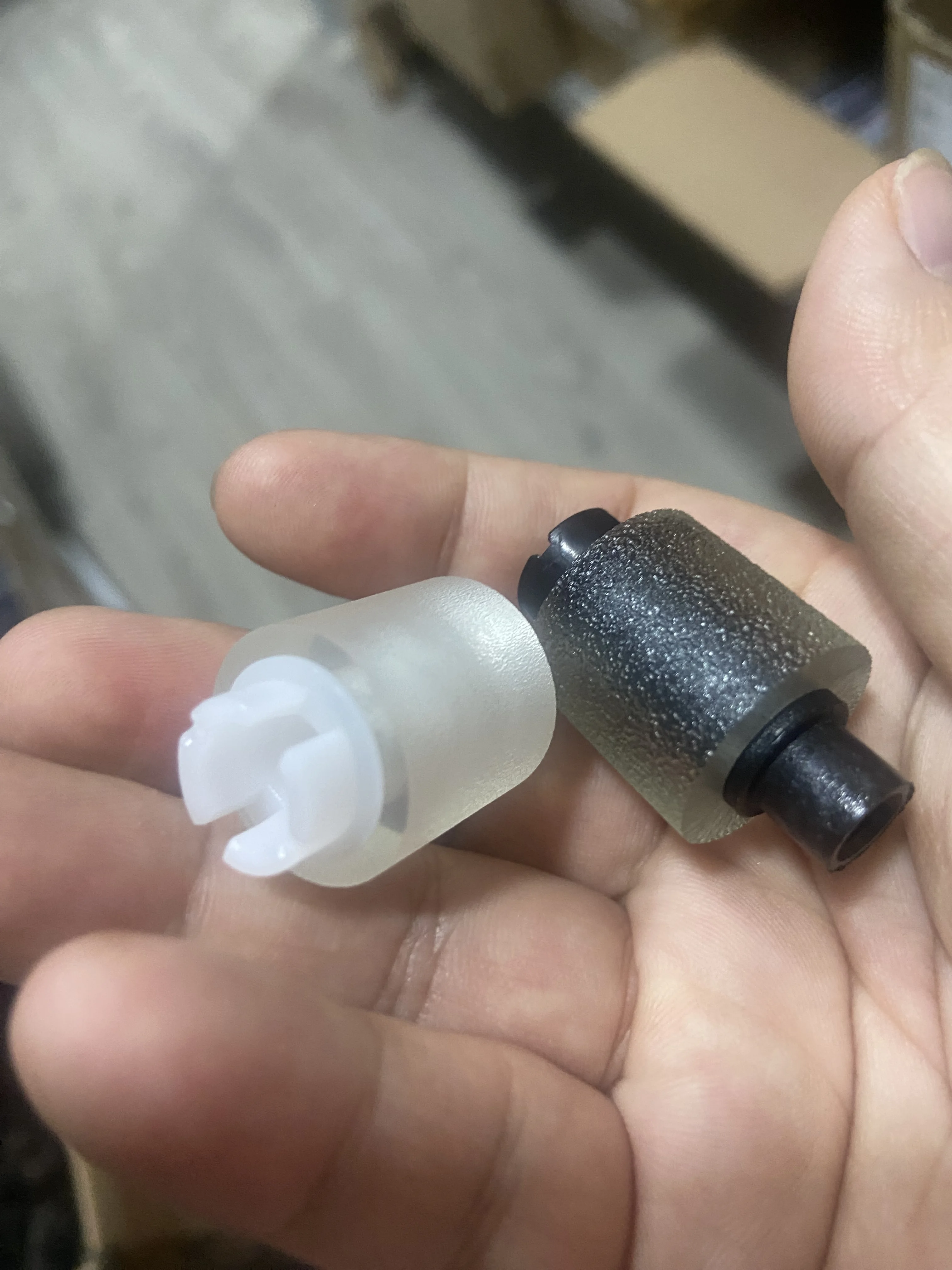 

5X FL0-3407-000 FL0-3408-000 Ролик разделения подачи для CANON IR 1430 1430J 1435 1435i 1435iF 1435P/IR1430 IR1435