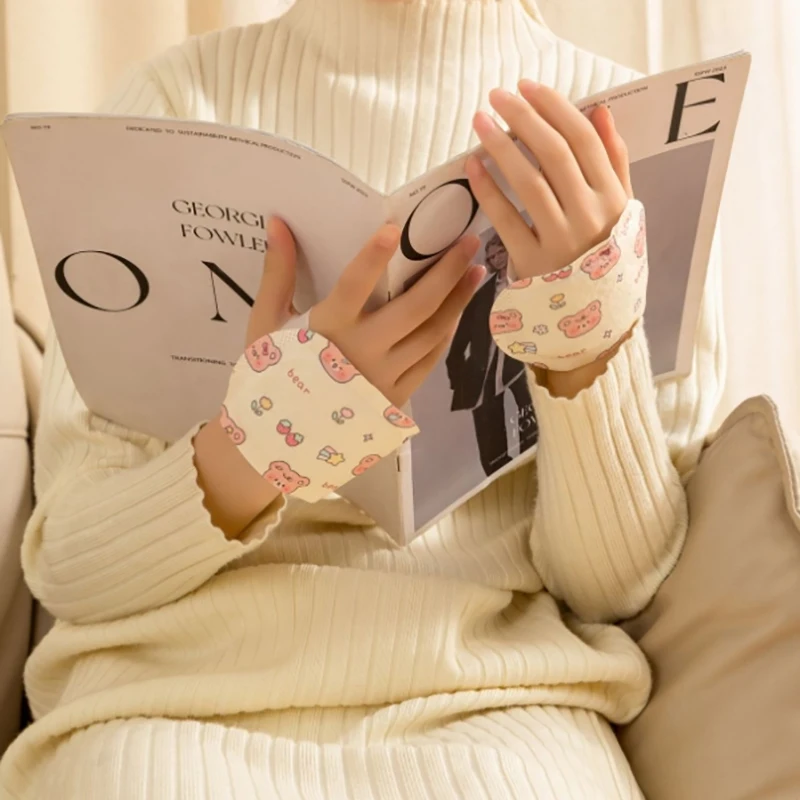 Mini Winter Hand Warmer Instant Heating Pack Cute Cartoon Hand Warmer Warm-Fitting And Fast Self-Heating Gift