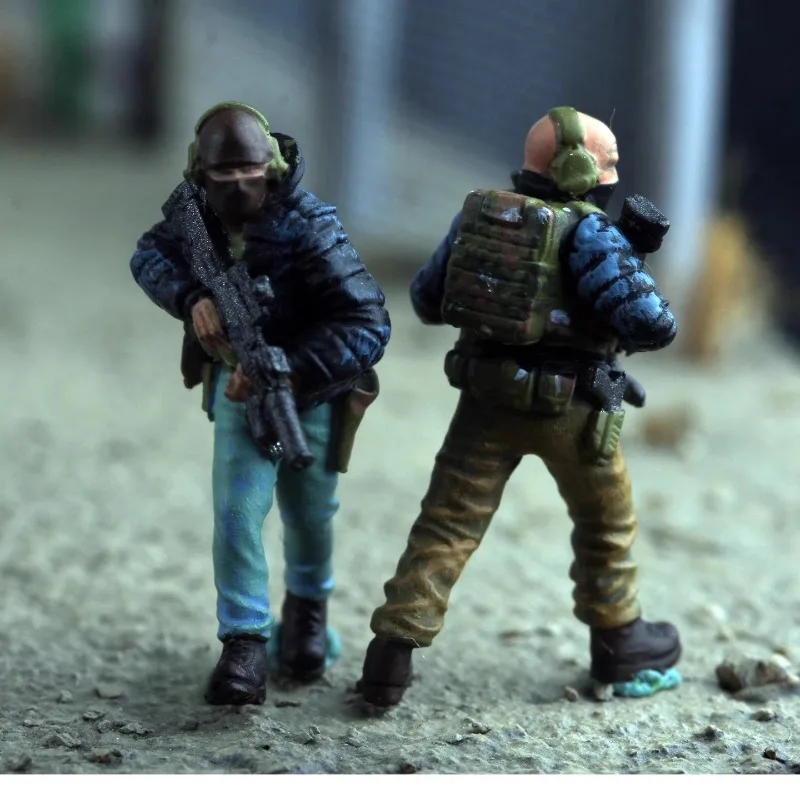 

1/72 Scale Resin Russian Soldier Model about 2CM Six Soldier Survey Team Model for Action Figures Scene Accessories