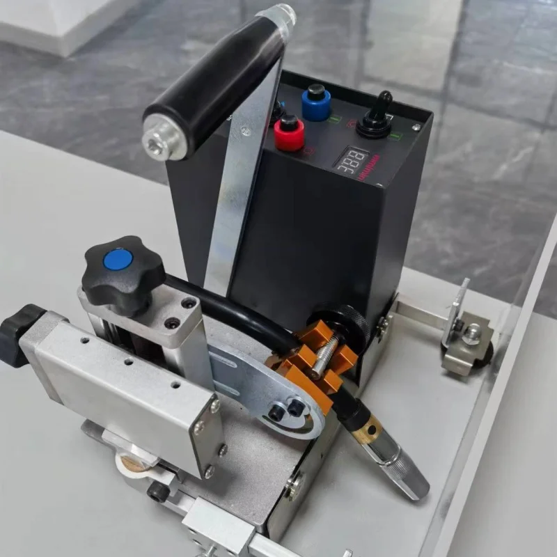 Automatic Standard Fillet Welding Tractor Horizontal Angle Seam Welding Machine Torch Holder Robot Welder AC220V Portable KA-H1