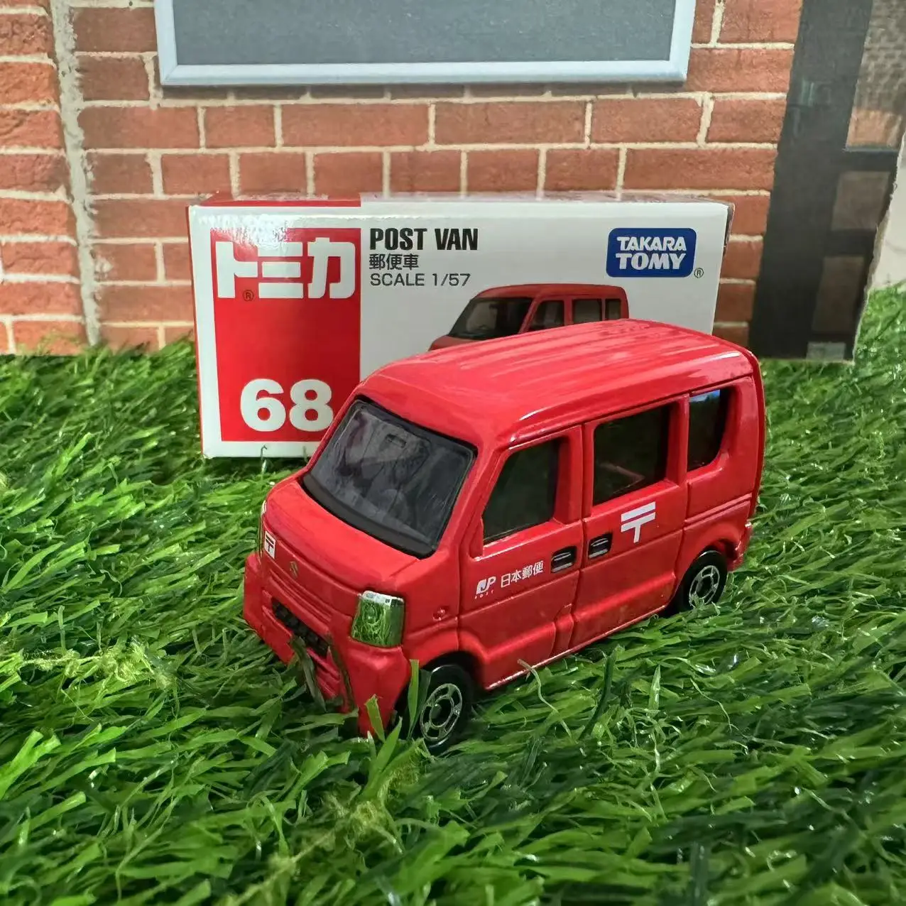 

Takara Tomy Tomica NO.68 Post Van Suzuki Every Casting Static Alloy Car Vehicle Diecast Metal Mode Collection Display Toy Gift