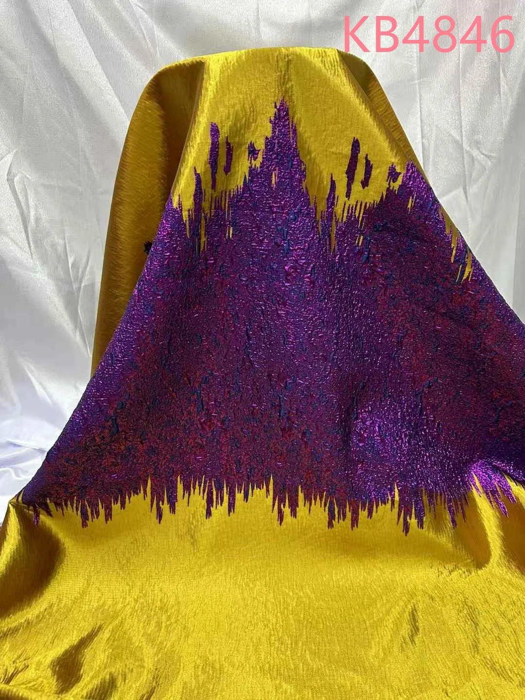 النيجيري الأخضر الجاكار الديباج الأفريقي أقمشة الدانتيل 5 ياردة جودة عالية 2025 التذهيب الديباج الدانتيل تول الدانتيل للخياطة KB4846