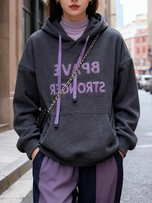 

Женская толстовка больших размеров с флисовой подкладкой и буквенным принтом, весна 2026, модный свободный топ с эффектом похудения, удобный корейский стиль, длинный рукав