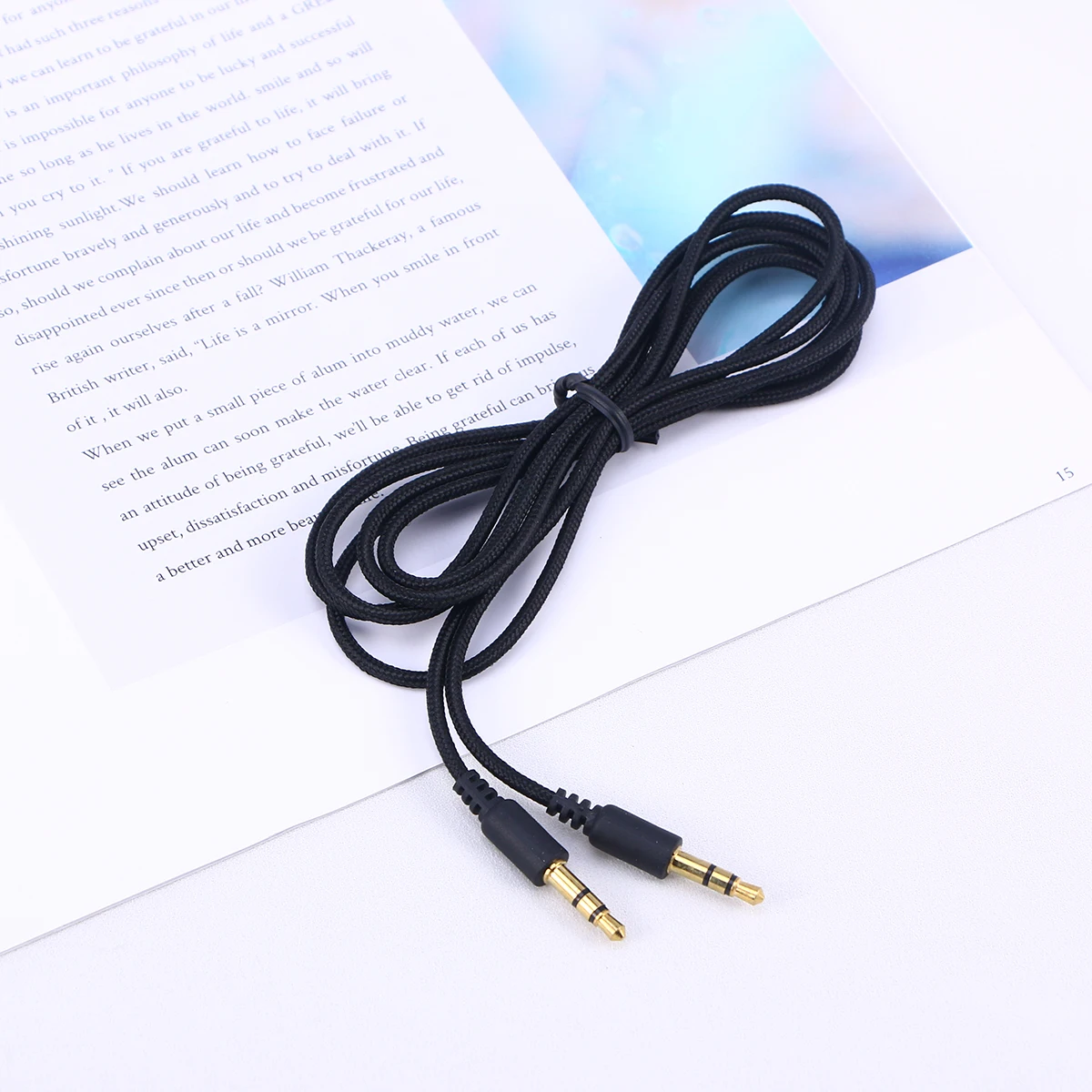 

3.5mm Male to Male Stereo Audio Extension Cable 1.5m Black for Smartphone Tablet MP3 Car AUX Adapter Headphone Jack Cord Nylon