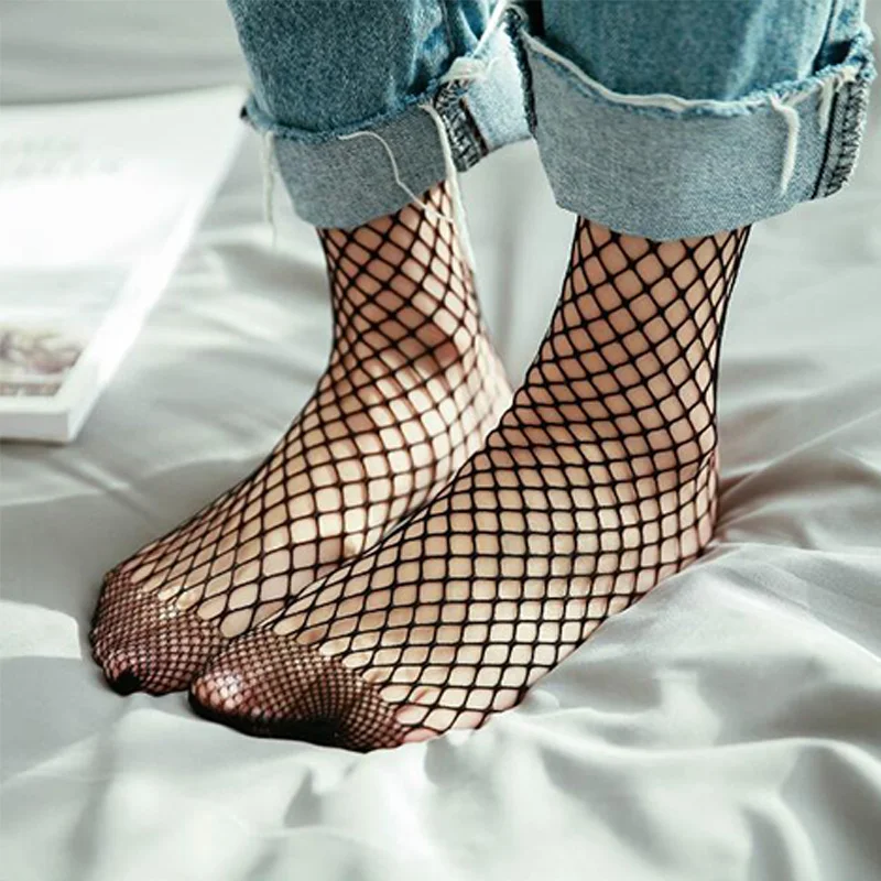 

New Hot Fashion Summer Women Ruffle Large Fishnet Ankle High Socks Bow Tie Mesh Lace Fish Net Short Socks Chaussettes