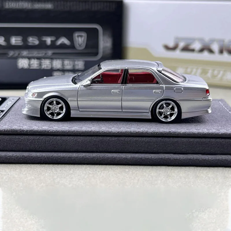 

Mortal 1:64 Scale CRESTA Simulation Alloy Car Model Static Display Collectible Toy Gift Souvenir Decoration