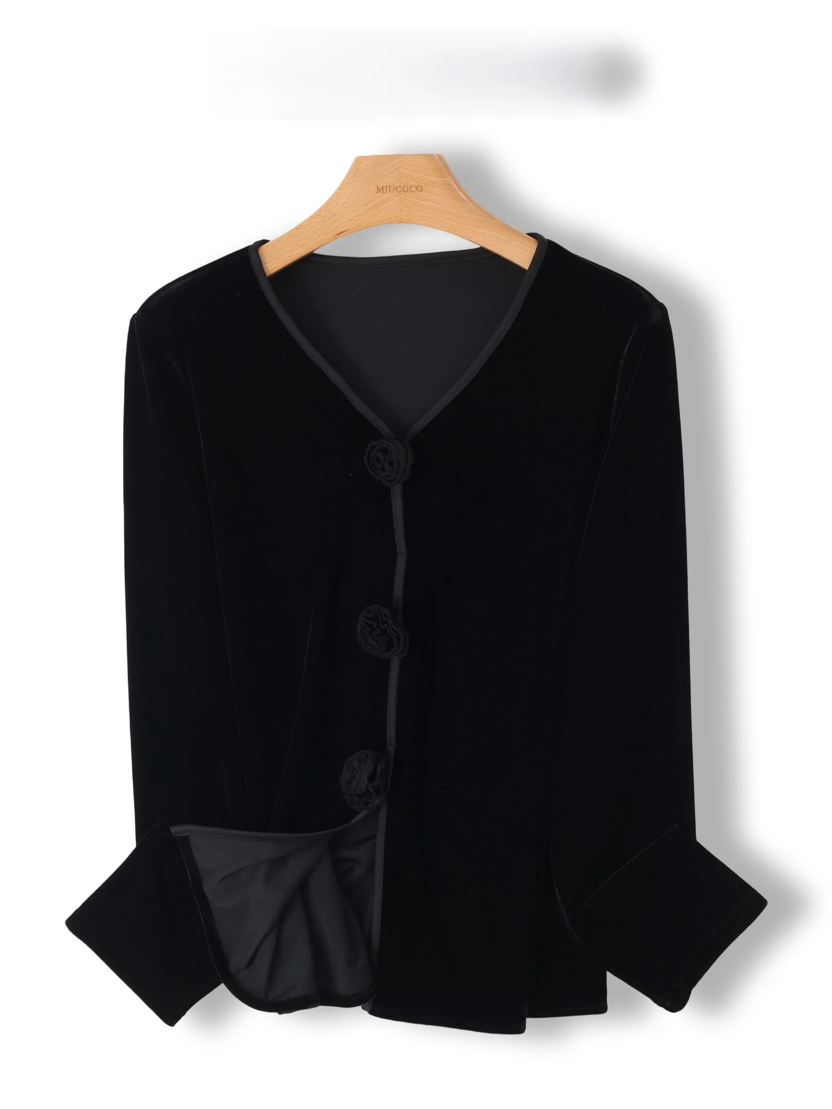 

Вельветовая рубашка в стиле ретро, женский топ с V-образным вырезом и 3D-цветочным дизайном, легко носить и удобно носить на весь день.