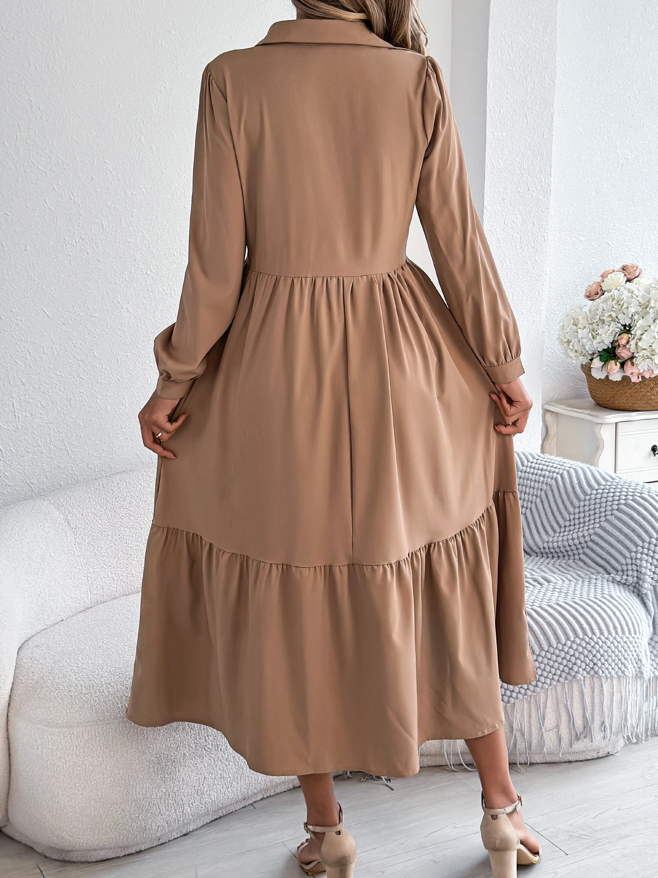Robe décontractée à manches longues et col rabattu pour femme, vêtement de vacances, simple boutonnage, mode printemps-automne