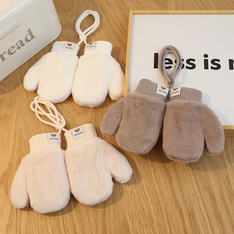 1 Pair Outdoor Autumn Winter Plush Baby Glove Warm Kids Glove Korean Fashion Simplicity Solid Color Mittens for Toddler Boy Girl