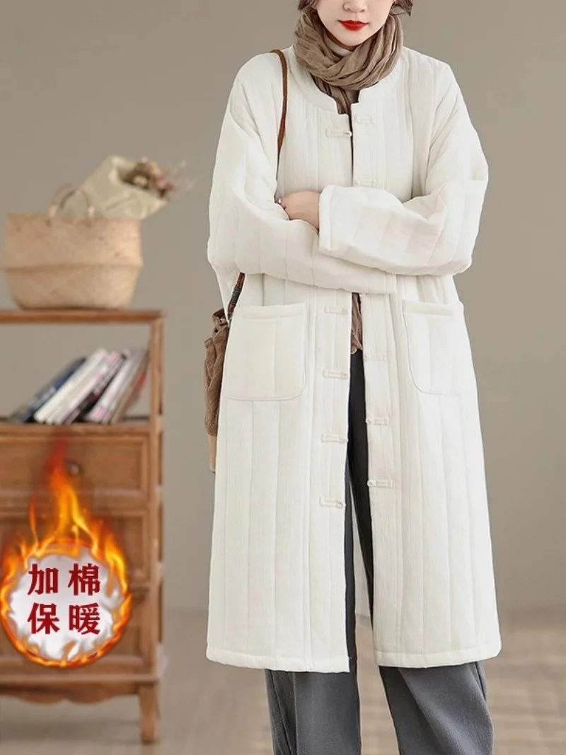 

Хлопковая и льняная куртка в китайском стиле для женщин, осень-зима 2025, новое стеганое пальто Ramie средней длины, толстое стеганое пальто на пуговицах в стиле ретро w1034
