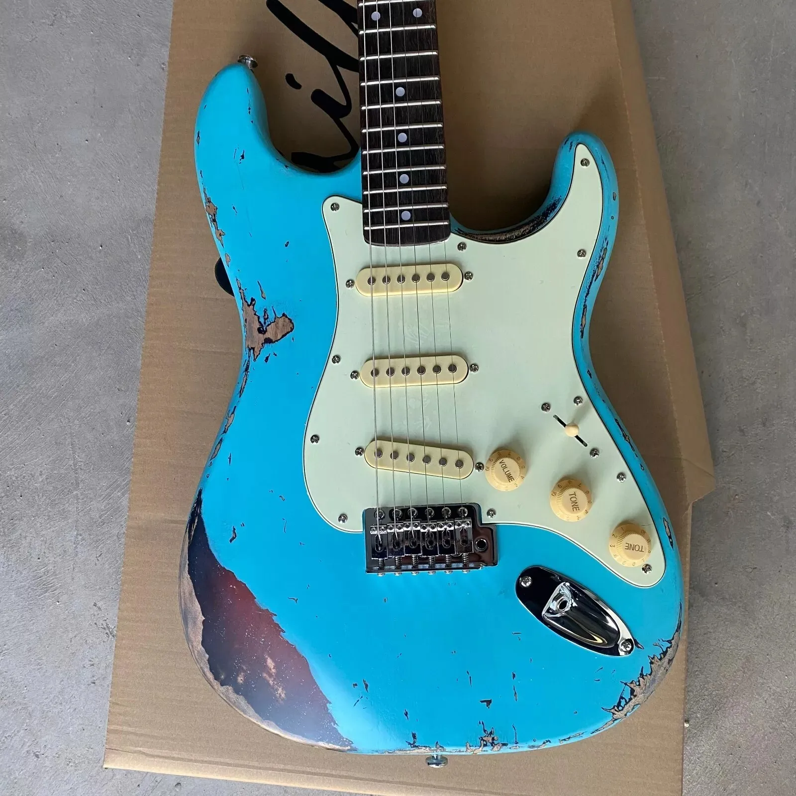 

Factory custom relic guitar Blue hand-made 6-string guitar