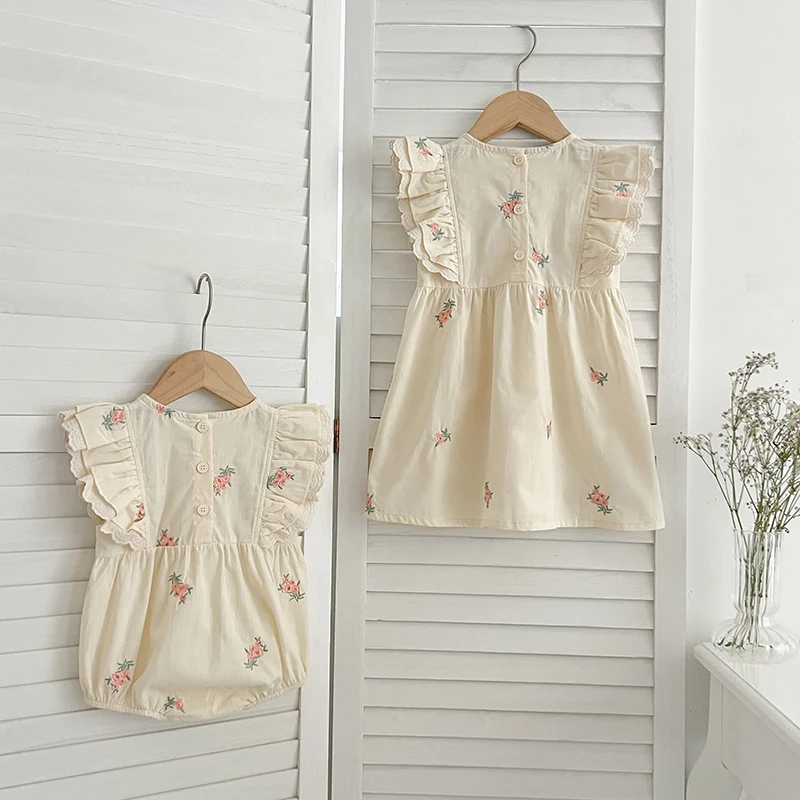 Vestido de princesa bordado manga voadora para meninas, Romper do bebê, roupa combinando família, roupa irmã, verão