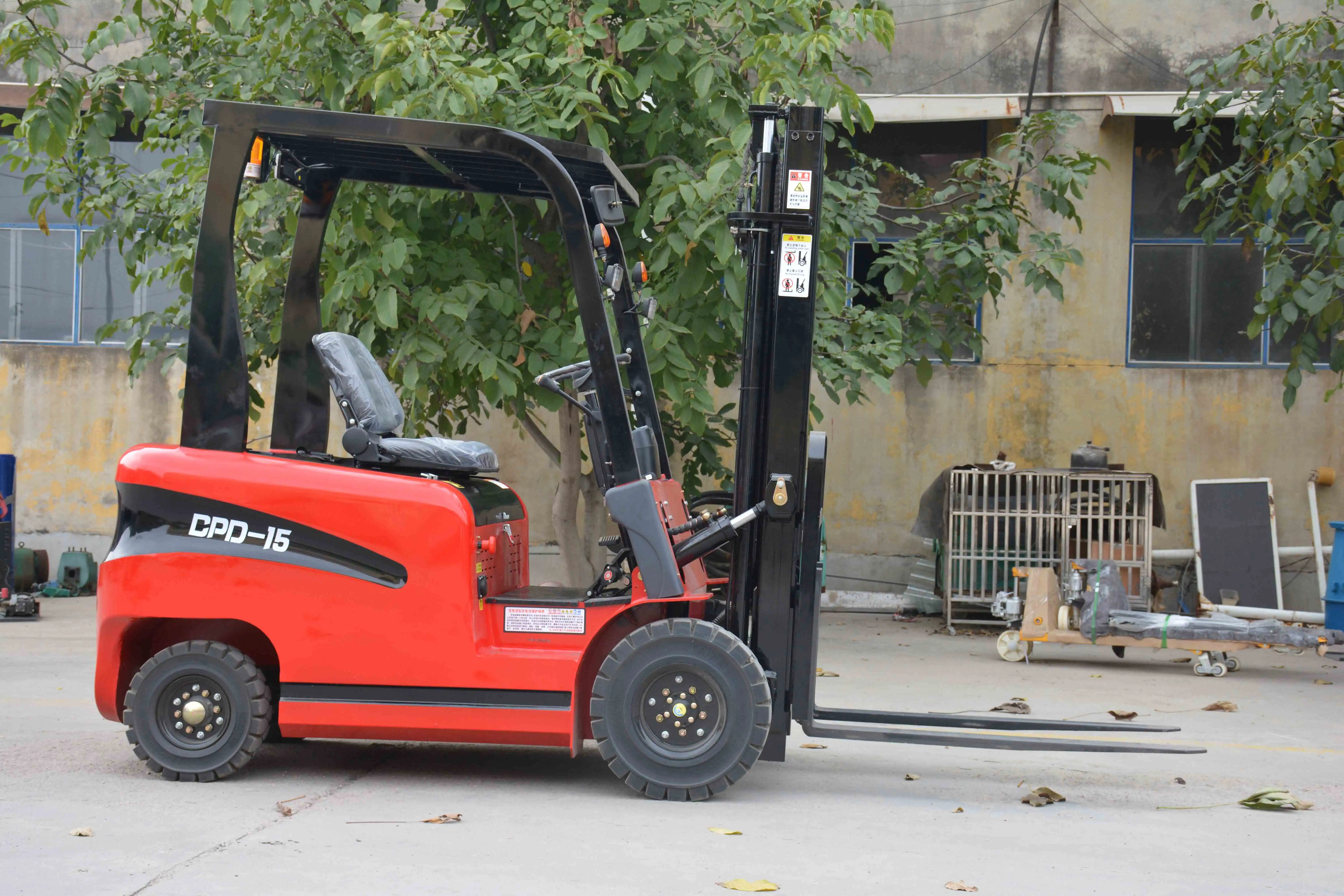 

AST Customized 1.5 Ton Electric Forklift Mini Electric Forklift Electric Forklift Lift For Handling And Unloading Transportation