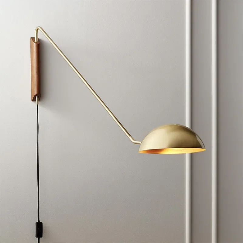 Illuminazione da parete italia Design moderno decorazioni per la casa in metallo girevole braccio lungo per soggiorno divano luce lampada da parete