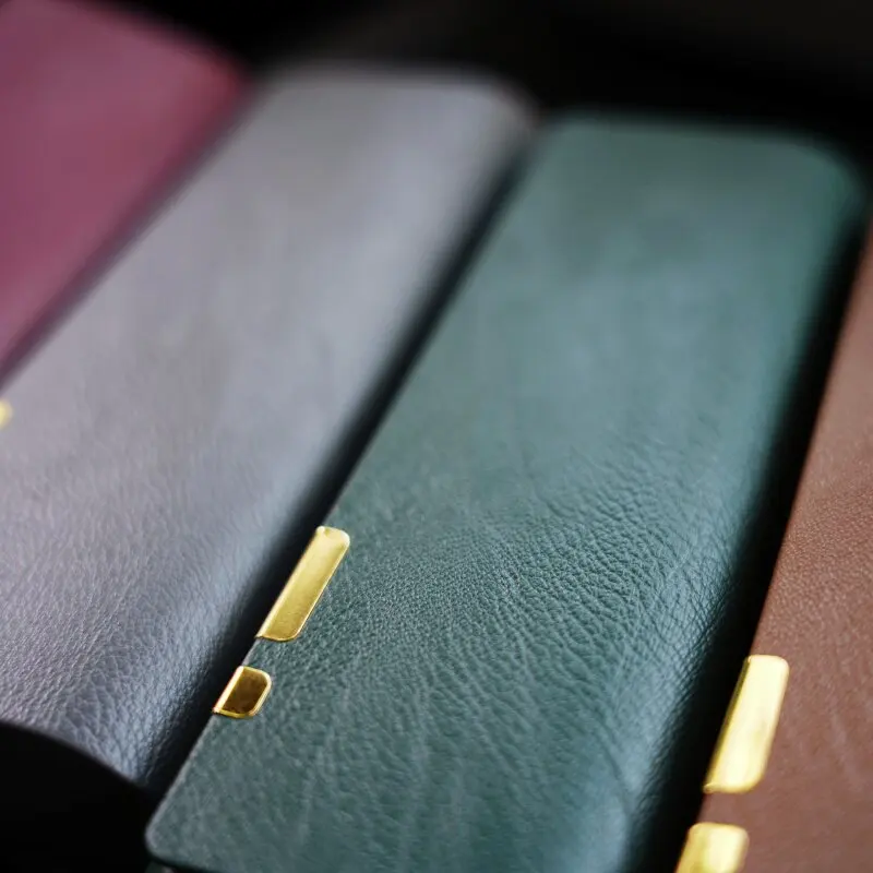 estuche-portatil-de-cuero-decorativo-para-gafas-a-prueba-de-golpes-duradero-de-colores-vibrantes-adecuado-para-la-mayoria