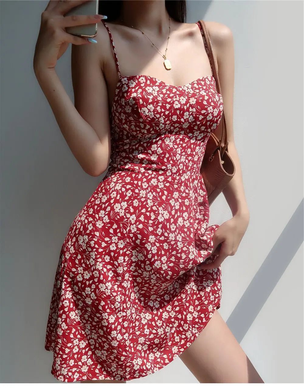 プリントサマーミニドレス女性バックレースストラップ背中の開いたキャミドレスプリントボヘミアンビーチハイウエストサスペンダーセクシーなドレス
