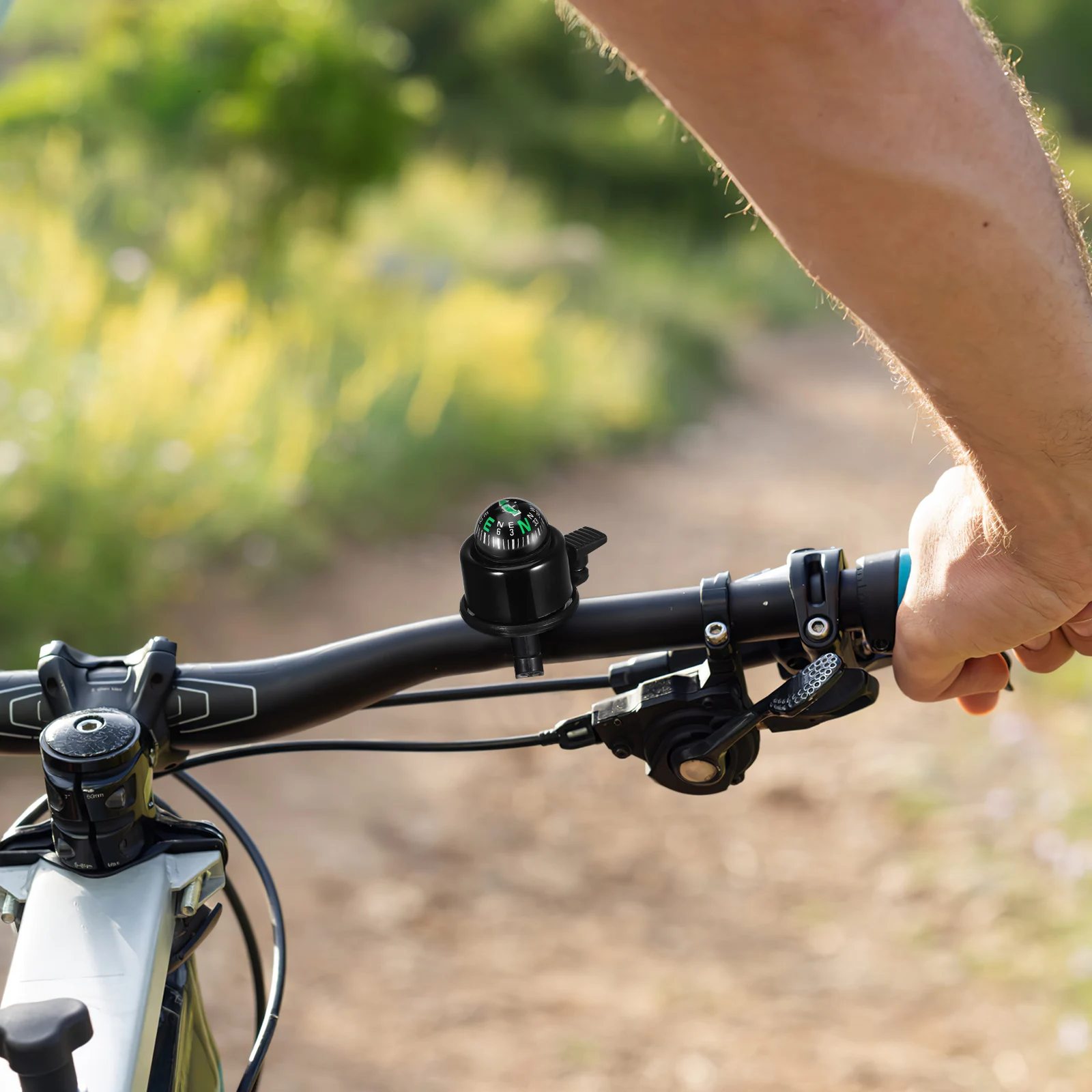 

Bicycle Bell Kids Adult Handlebars Compass Warning Bells Mountain Bike Bell Ring Rain Proof Practical Accessories
