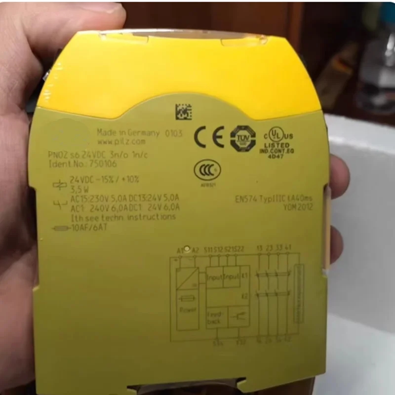 Safety relay PNOZ s6 750106 751106 751126 750126 For industrial safety circuits