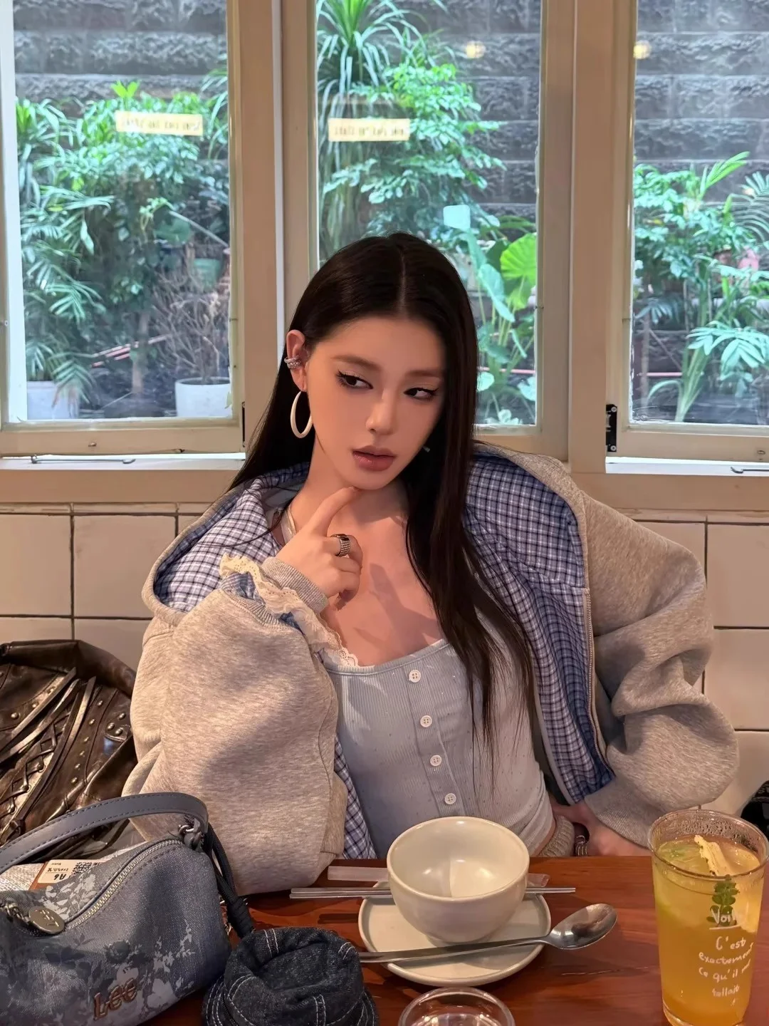 

Американский ретро-кардиган в клетку с эффектом похудения, свободный крой, для женщин, осенняя коллекция 2025, новинка