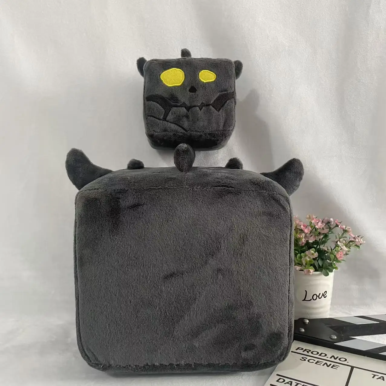 Legend of Zelda Bokoblin Chef Soft Plush Square Cube Doll Glowing Eyes Hug pillowhood Pillow Cushion Toy Halloween ChristmasGift