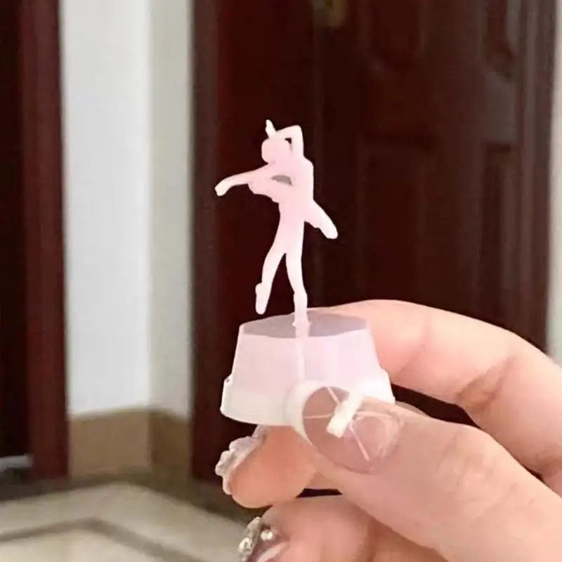 

652F Easy Releasing Silicone Ballet Dancer Molds for Confectionery and