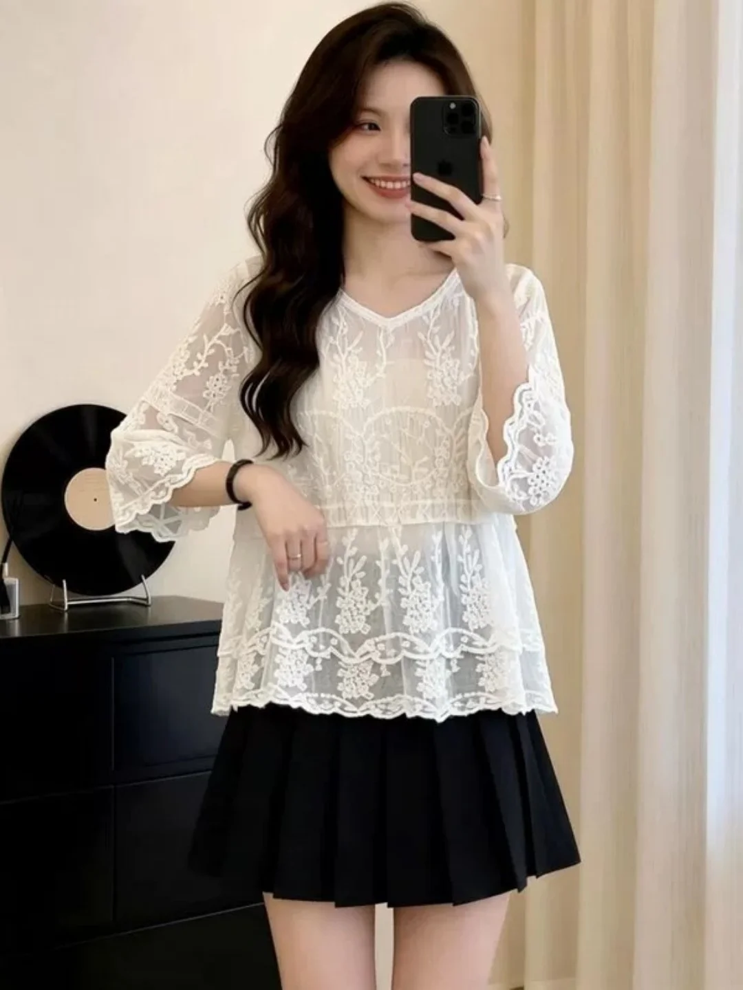 

Elegant Lace Hook Flower Top Loose V-Neck Overhead Women's plus Size Clothing Stylish Loose Cover-Up Summer Fashion