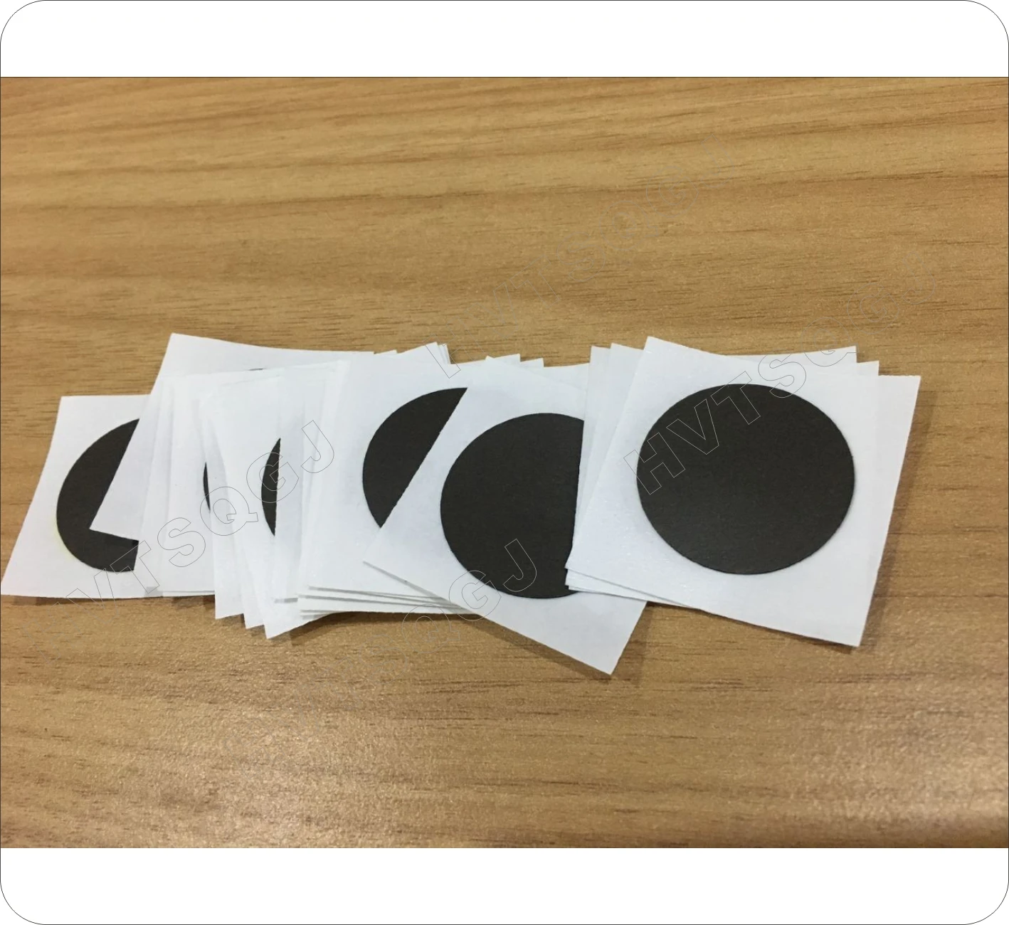 10 ชิ้น/ล็อต ชิป NFC 213 RFID สติ๊กเกอร์ NFC ขนาด 25 มม. ISO14443A 13.56MHz ป้ายติดตั้งกันโลหะแบบสากล และใช้ได้กับโทรศัพท์ทุกรุ่นที่รองรับ NFC