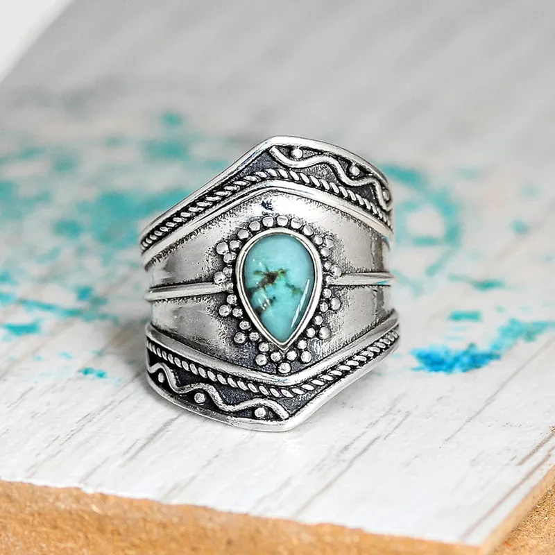 2026 Metallic Style Imitation Turquoise Sticker Ring, High-end Women's Design, Trendy and Personalized Jewelry and Accessories