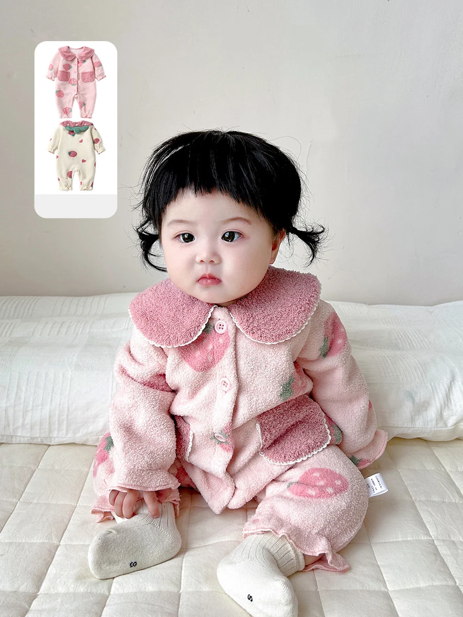 

Girls' One-piece Garment Lapel Long Sleeves Cartoon Strawberry Print Patchwork Plush Bodysuit Cute Winter New Baby Onesie