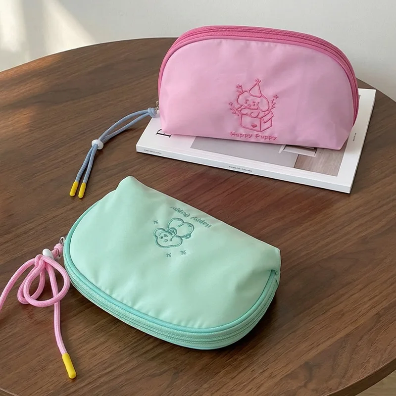 Large capacity Japanese hand-held cosmetic  portable waterproof storage  cute travel toilet  women's carry-on  bag