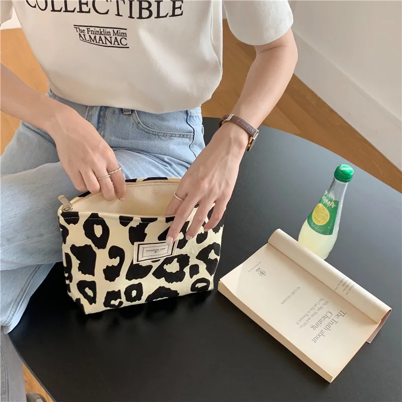 Pink Leopard Print Women Cosmetic Bag Retro Flower Ladies Small Clutch Purse Travel Handbags Schoolgirl Pencil Storage Bags