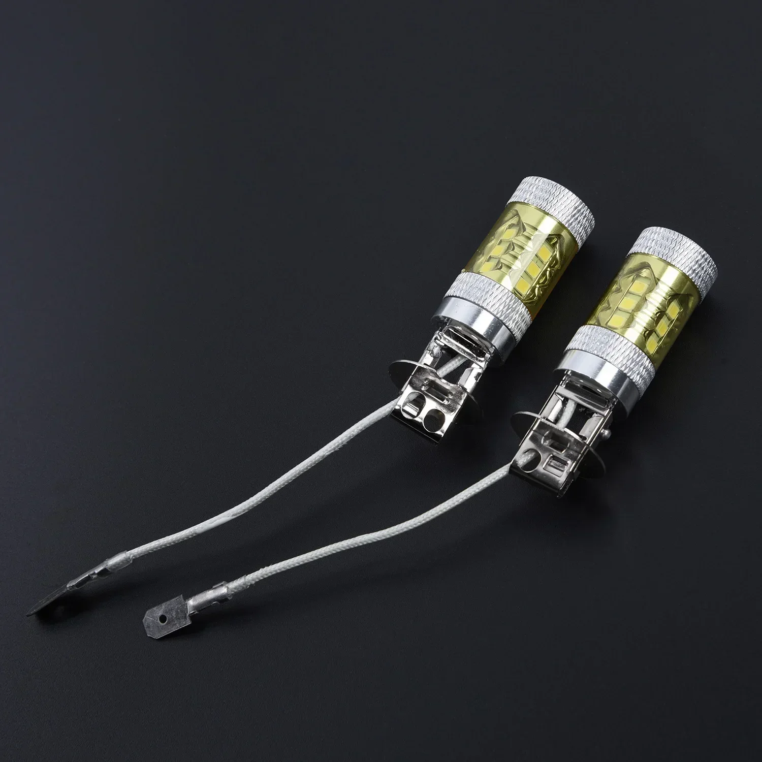 

High Brightness 12-24V DC 80W H3 16SMD Bulb LED Lights Fog Car Truck Low Power Consumption Saving Electricity High Quality