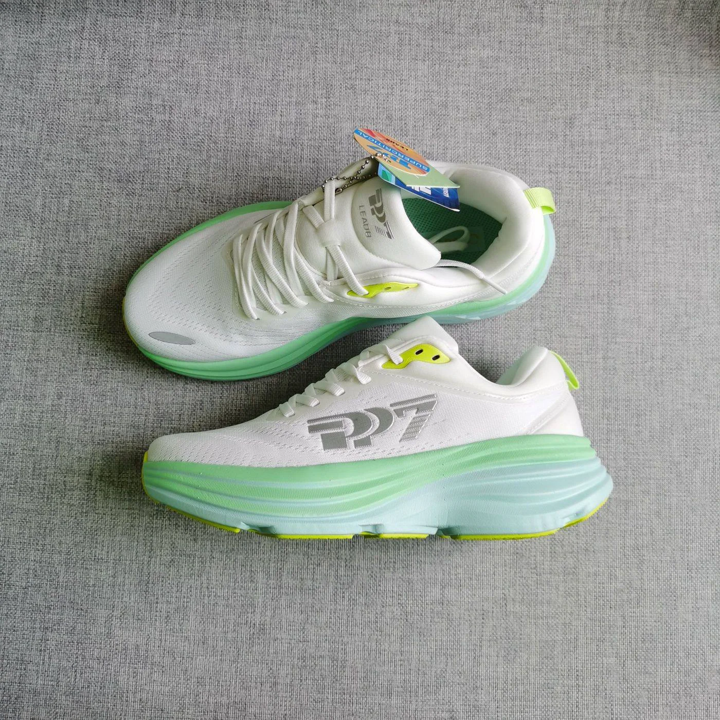 Mens Luxury Brand Weightlifting Shoes Mens Soft Sole Indoor Fitness Shoes Professional Deep Squat Hard Pull Shoes