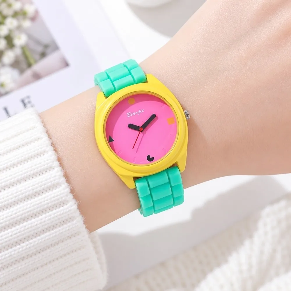 Fashion TPU Wrist Watches for Women Precise Colorful Quartz Watch Lightweight Circular Students Watch Female Gifts