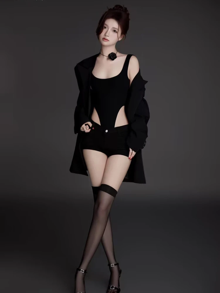 

Фотостудия для художественной портретной съемки: Новый стиль, фотосессии в стиле «Spicy Girl», «Sexy Pure Desire Girl», индивидуальные фотосессии с одеждой