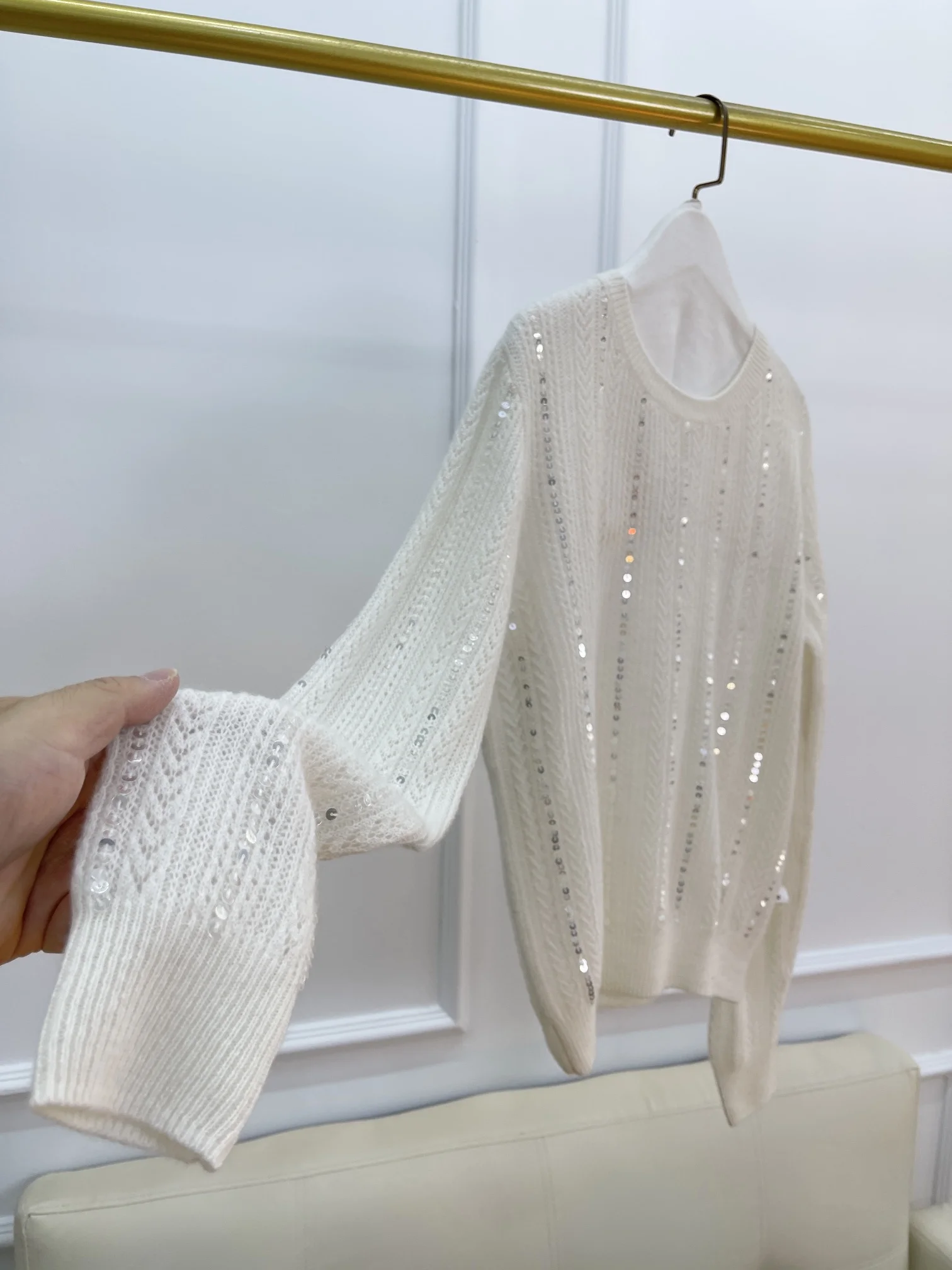 New High Quality Loose Simple Sequined Yarn Round Neck Cashmere Sweater